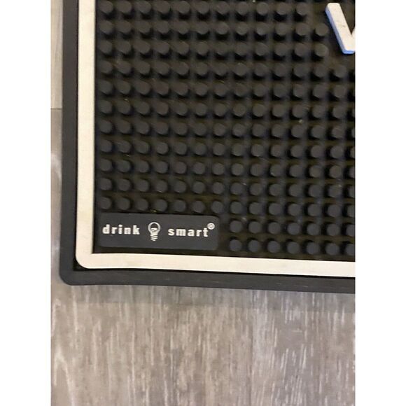 2010 Effen Vodka Rubber Bar Spill Mat box shape 13.5" x 10.5" - Picture 3 of 7